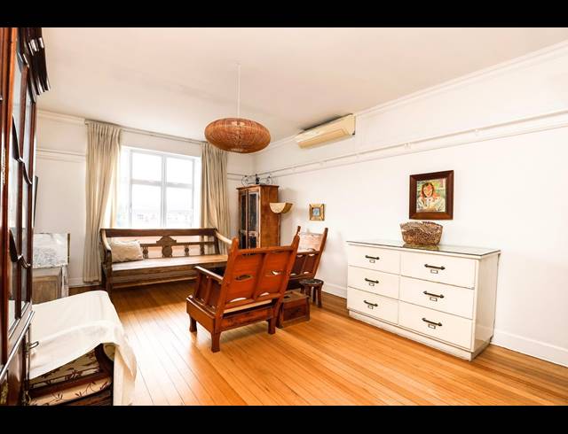 1.5 BEDROOM APARTMENT FOR SALE IN ESSENWOOD